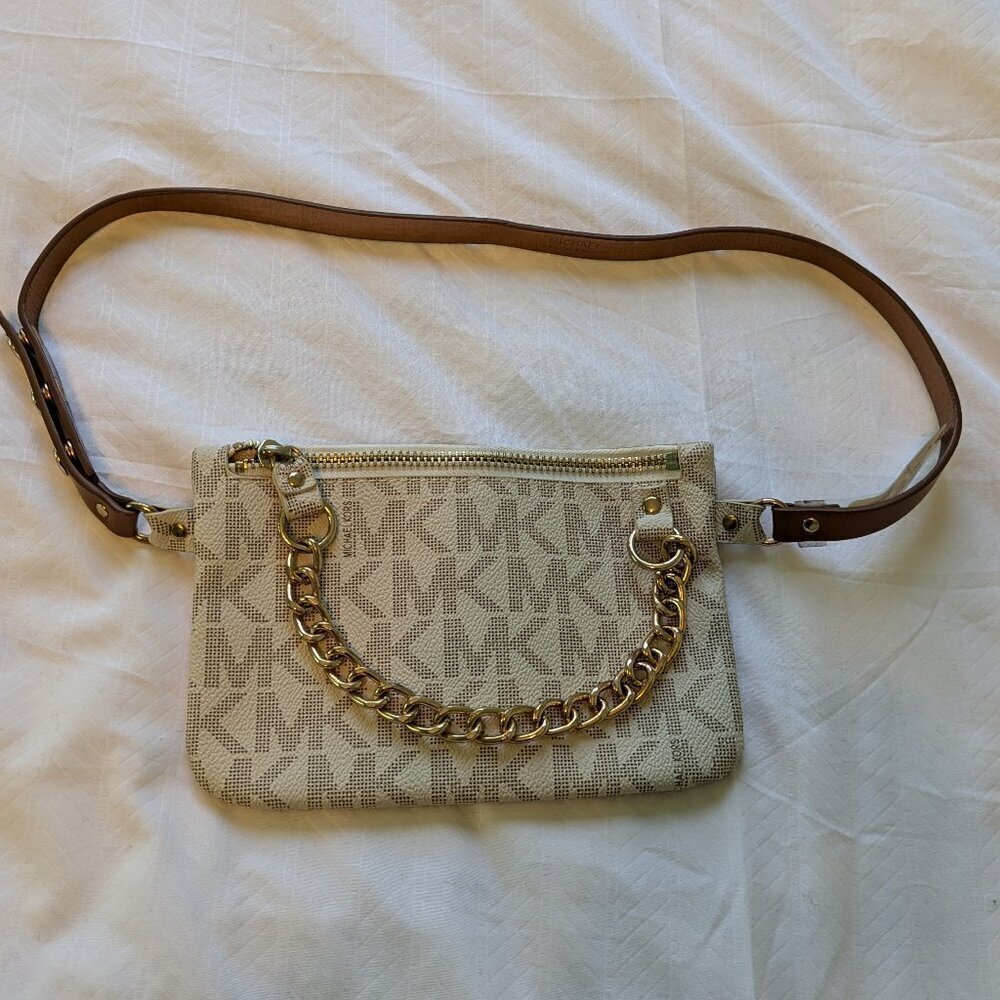Michael Kors Fanny Pack Belt Bag 554131C Medium Vanilla